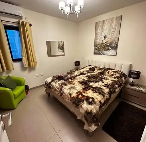 Seafront 3 Bedroom In Birzebbugia Appartement Birżebbuġa